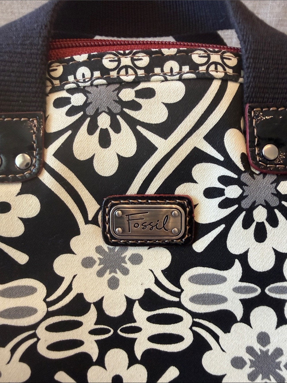 NWOT Fossil Keyper Dome Canvas Bag - Picture 2 of 7
